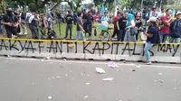 Aksi vandalisme terjadi saat massa buruh berada di kawasan Patung Kuda, Jakarta Pusat. (Merdeka/Ronald)