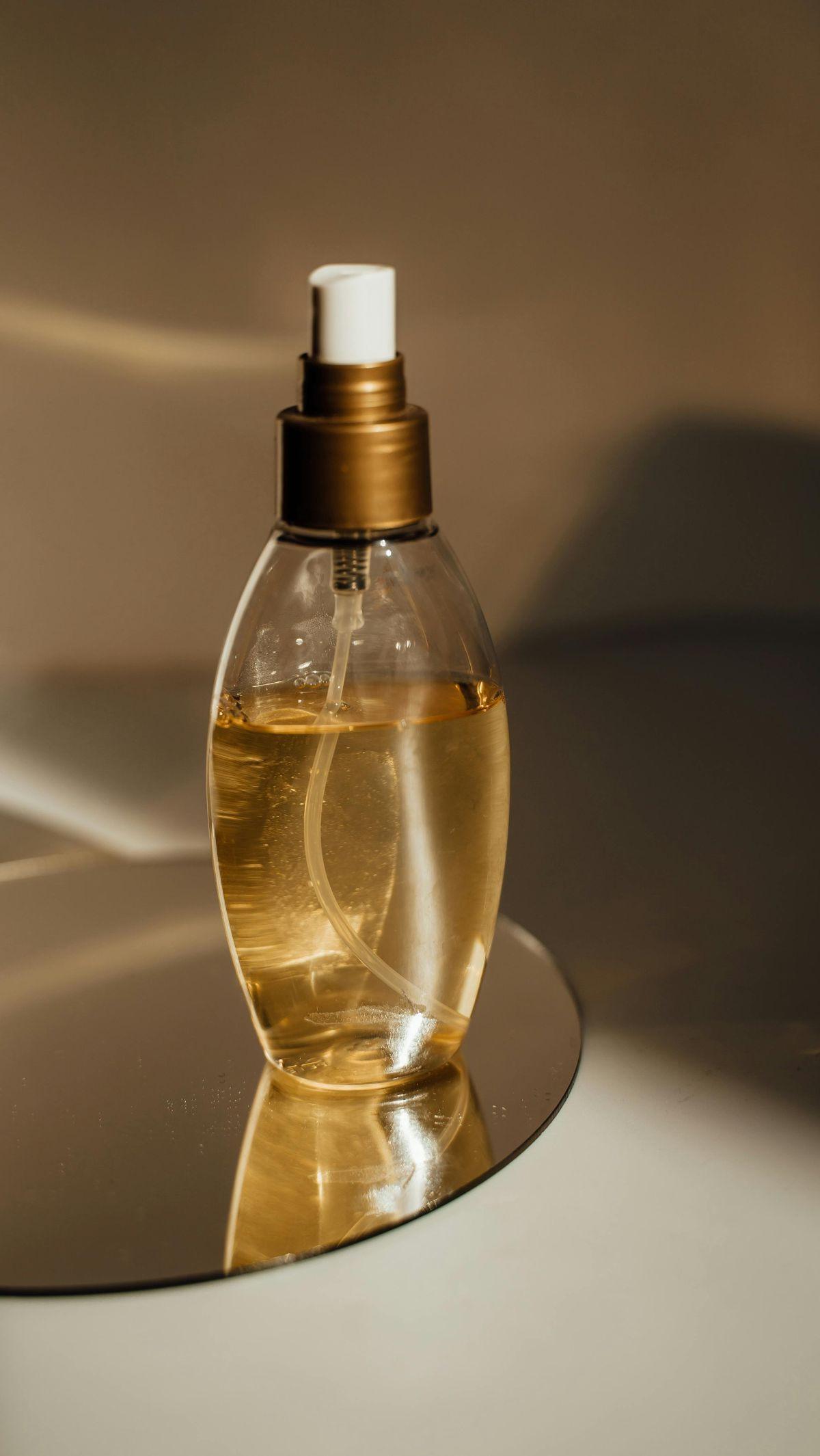 <b>Perhatikan Notes pada Parfum untuk Mengenal Aroma yang Diinginkan.</b>