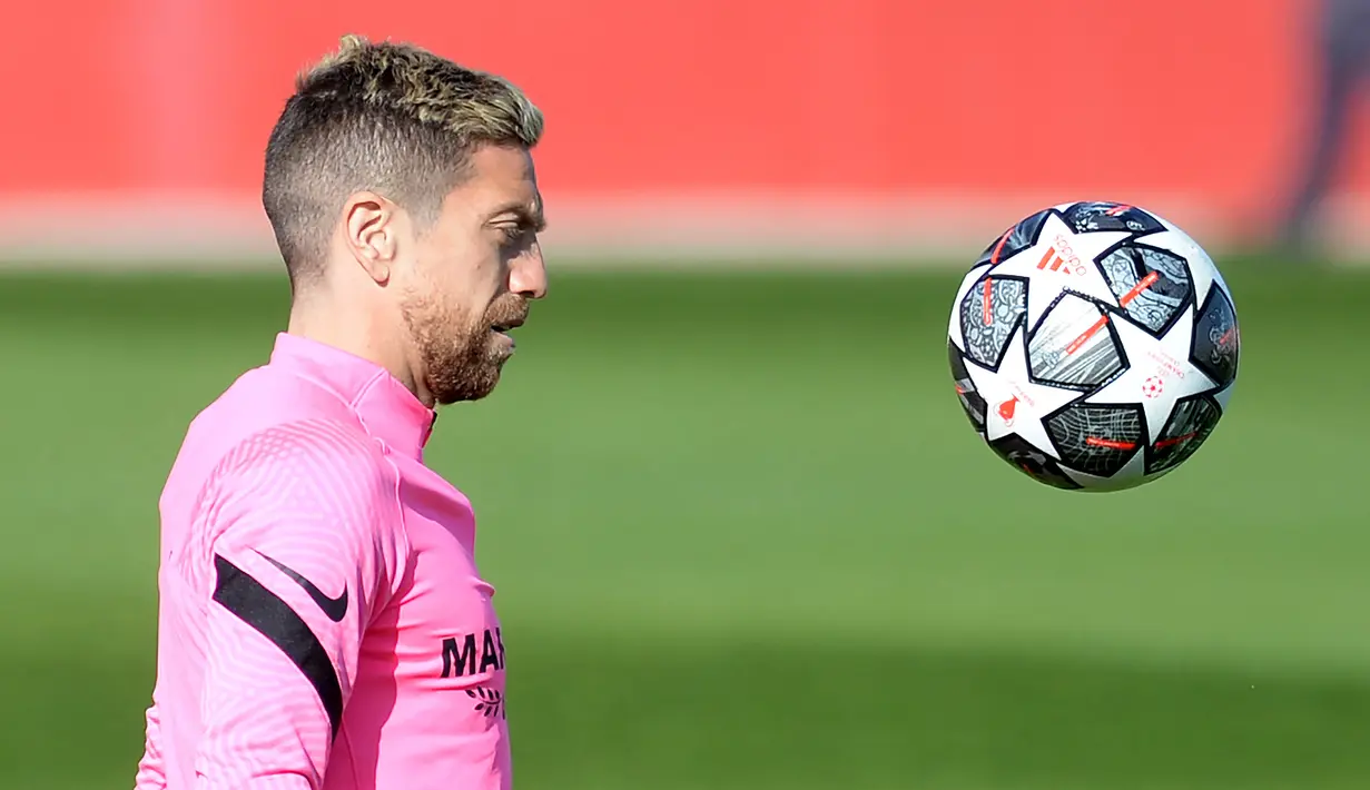 Gomez baru satu bulan bergabung dengan Monza. Dia merapat ke sana dengan status bebas transfer seusai diputus kontrak oleh Sevilla. (CRISTINA QUICLER / AFP)