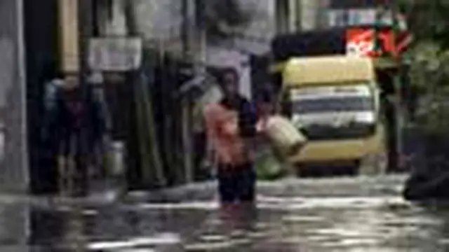 Banjir Rob di Semarang Menelan Korban