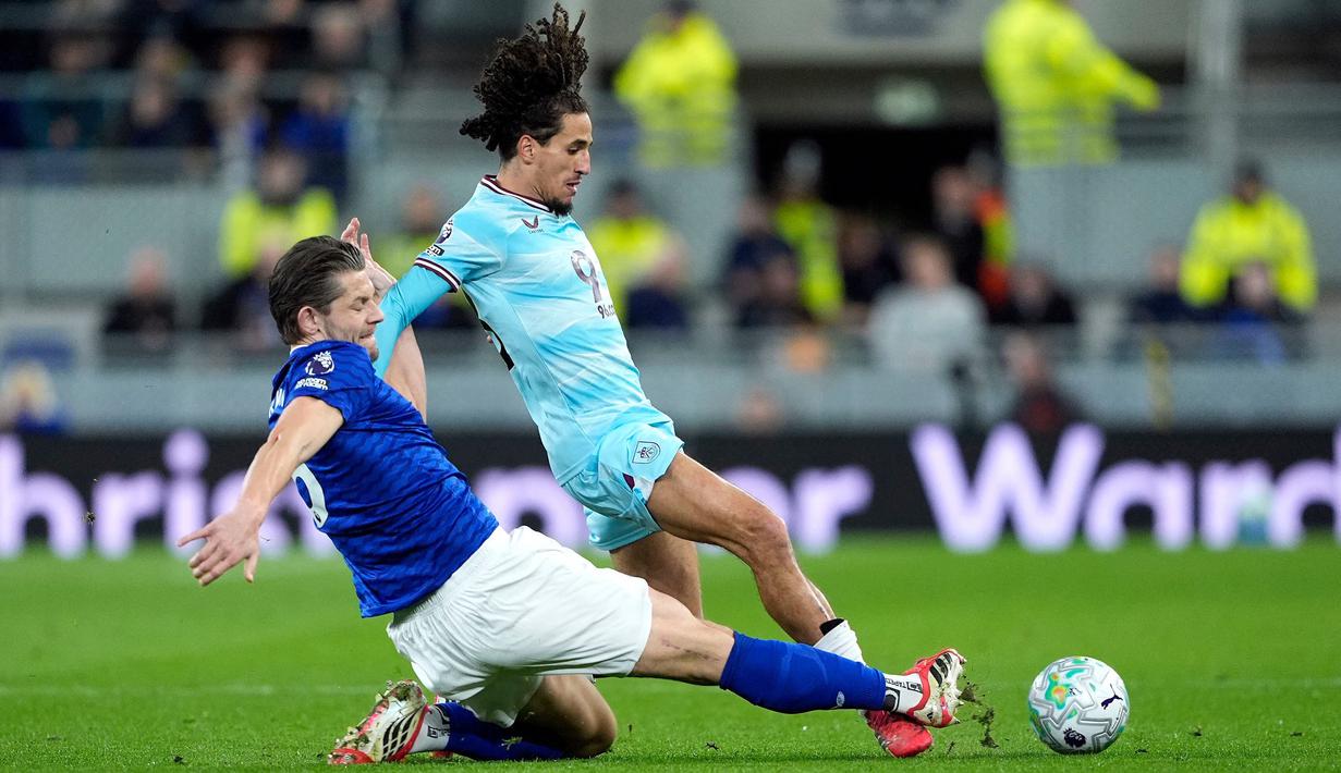 The Toffeess sukses mendominasi dan menguasai pertandingan atas tim tamu. Jika ditilik dari statistik mereka juga sukses melesatkan lima tembakan ke arah gawang dan dua di antaranya berbuah menjadi gol. (AP Photo/PA/Peter Byrne)