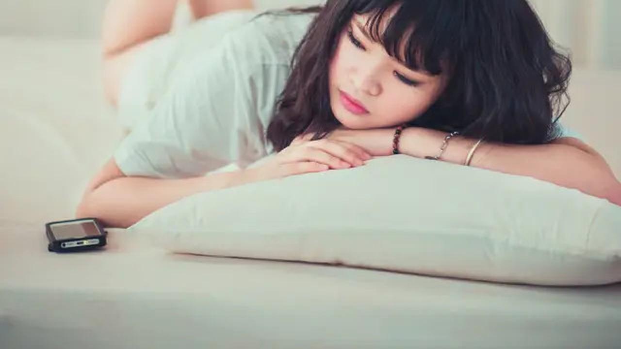 3 Tips Atasi Patah Hati Agar Cepat Move On, Ini Kata Pakar Percintaan