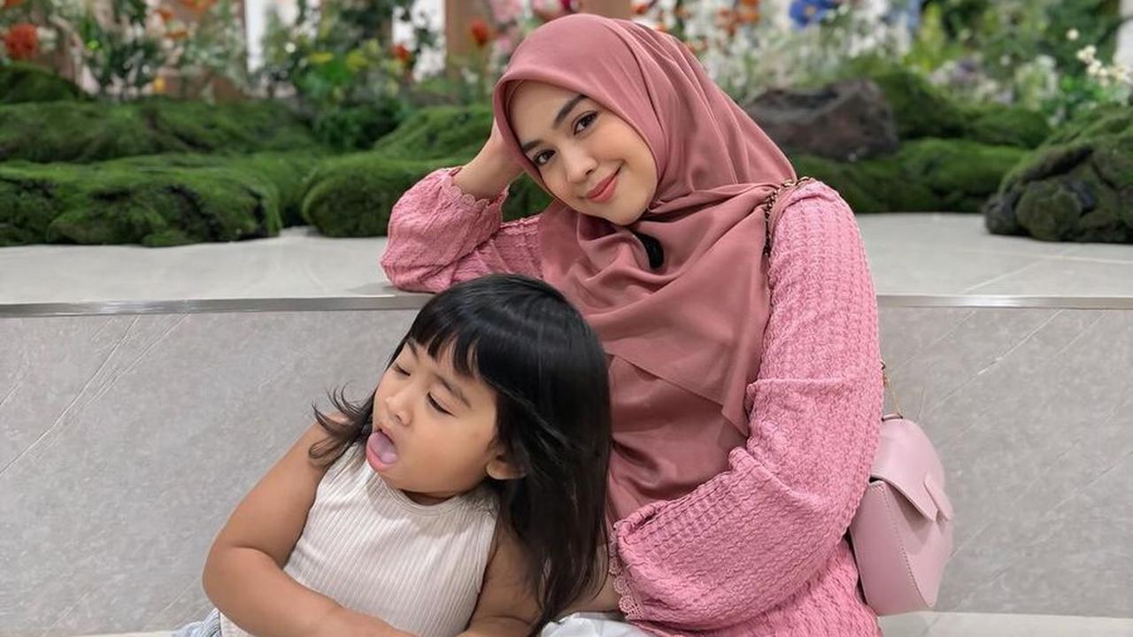 Moana Kepingin Punya Adik, Ria Ricis Akan Adopsi Anak Laki-laki