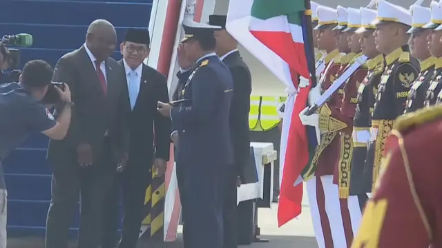 Presiden Afrika Selatan Cyril Ramaphosa Tiba di angkalan TNI AU Halim Perdanakusuma Jakarta Timur