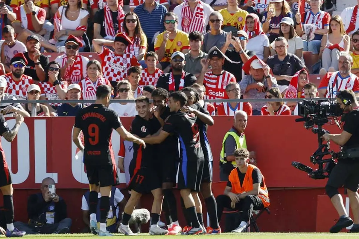 Foto: Barcelona Ngamuk di Markas Girona, Lamine Yamal Borong 2 Gol