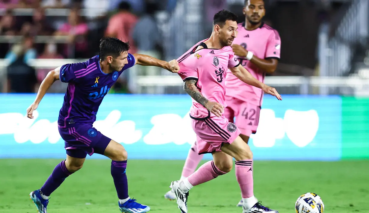 Bertanding di Chase Stadium, Inter Miami harus puas dengan hasil imbang saat menjamu Charlotte. (Megan Briggs/Getty Images North America/Getty Images via AFP)