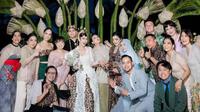 Tampilan Chic Tamu Pernikahan Luna Maya dan Maxime Bouttier, dari Cinta Laura hingga Rossa. (Dok: https://www.instagram.com/p/DJWbO_fpbSK/?utm_source=ig_web_copy_link&amp;igsh=MzRlODBiNWFlZA==)