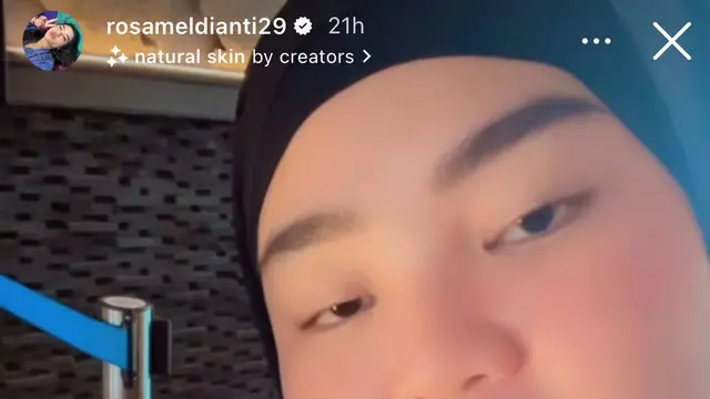 Rosa Meldianti Bagikan Potret Hangat Bersama Suami dan Anak Saat Umrah, Tahun Baru Penuh Syukur (credit: instagram.com/rosameldianti29).