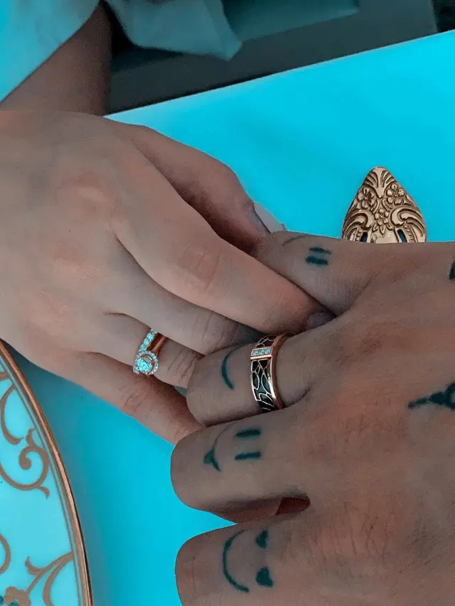 6 Momen Romantis Miller Khan dan Farina Rebecca Jalani Bulan Madu di Bali