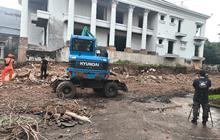 Pekan Ini, Tembok Roboh di SMPN 182 Kalibata Diperbaiki Biaya Ditanggung Pemilik
