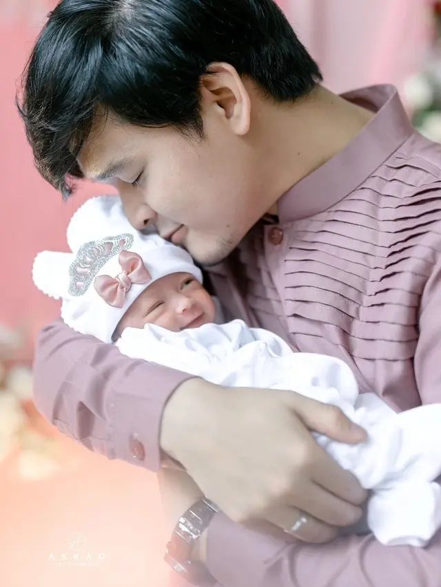 Anisa Rahma gelar proses aqiqah untuk anak kembarnya (Instagram/anisarahma_12)