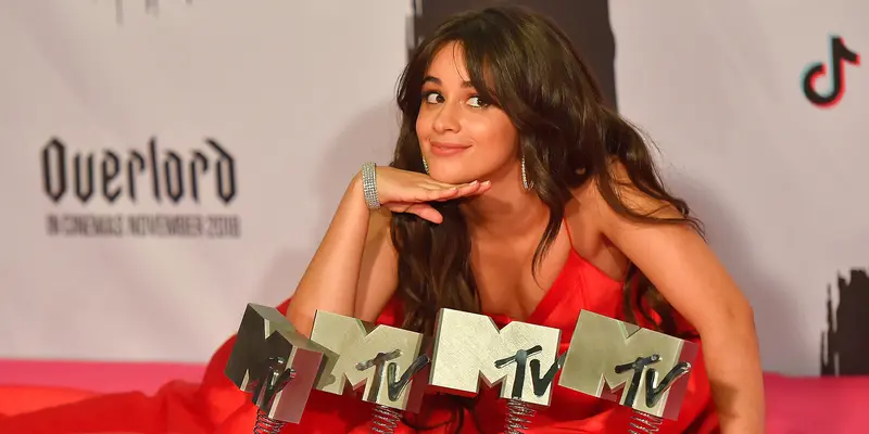 Camila Cabello Raih Empat Piala di MTV Europe Music Awards