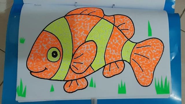 Contoh Gambar Kolase dari Kertas