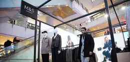 Intip koleksi musim gugur 2023 dari Marks & Spencer. [Dok/Marks & Spencer]