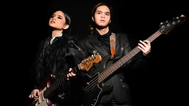 [Fimela] Tissa Biani dan Dul Jaelani Pacaran