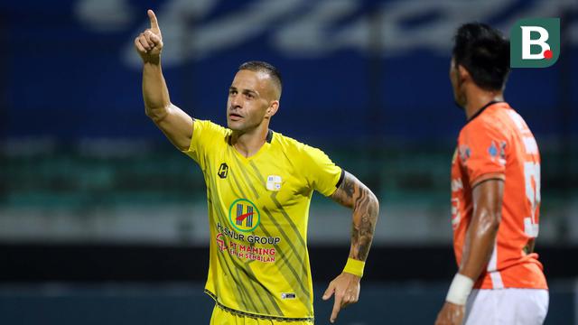 Foto: Akhiri Laga Seri Dua BRI Liga 1, Persija Jakarta Harus Puas Berada di Papan Tengah Klasemen