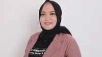 Suci Islamiah Ikuti Jejak Suami, Jadi Pengusaha Keperluan Cafe