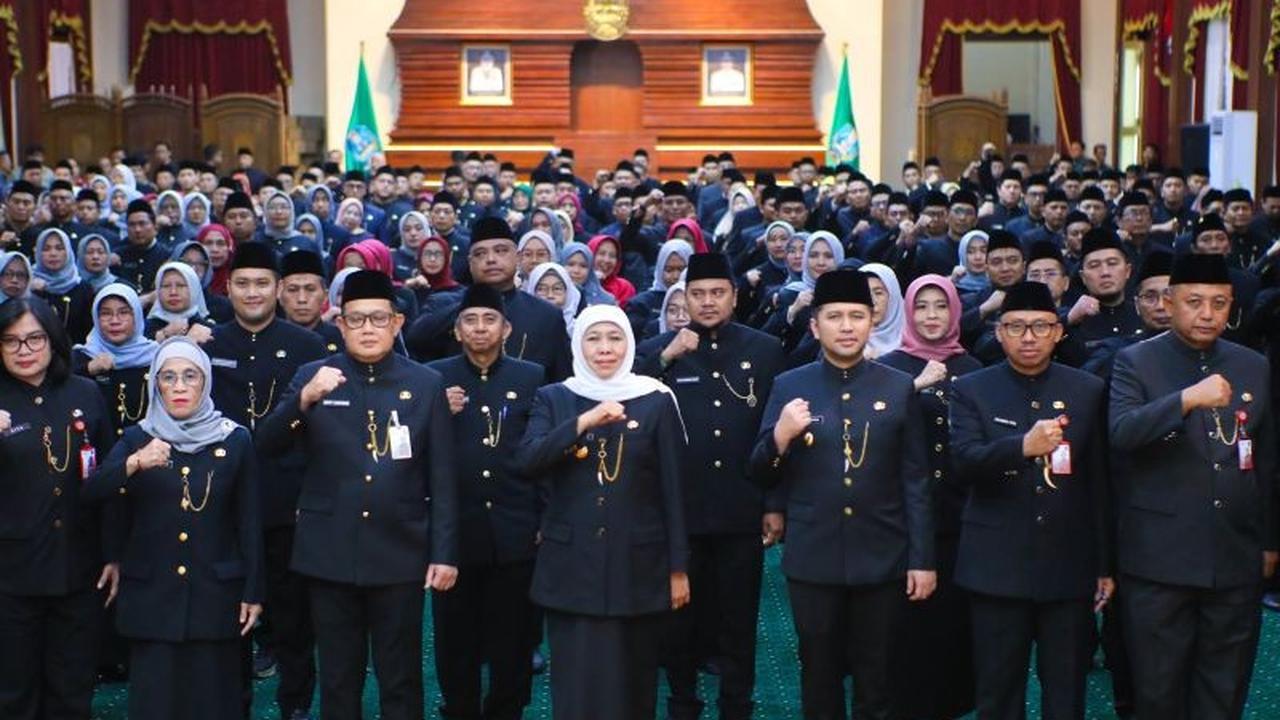 Khofifah Minta Ratusan Pejabat Baru Jawa Timur Maksimalkan Pengabdian dan Kinerja