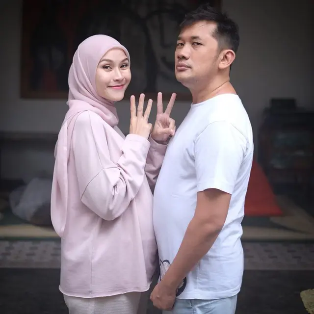 Potret baby bump Zaskia Adya Mecca. (Sumber: Instagram/zaskiaadyamecca)