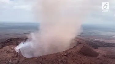 Gunung Kilauea di Hawaii dilaporkan kembali erupsi pada senin, 7 Mei 2018, melepaskan aliran lava ke wilayah pemukiman, mendorong perintah evakuasi bagi warga di sekitarnya.