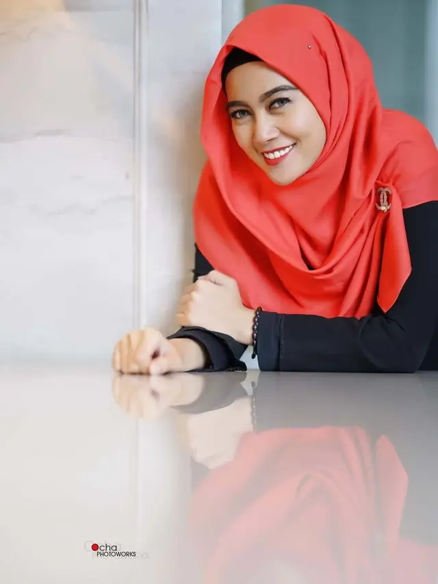 6 Potret Lisda Oxalis, Pesinetron Cantik Kini Mantap Berhijab