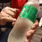 Botol daur ulang hasil pengolahan sampah botol plastik. (dok. Liputan6.com/Dinny Mutiah)