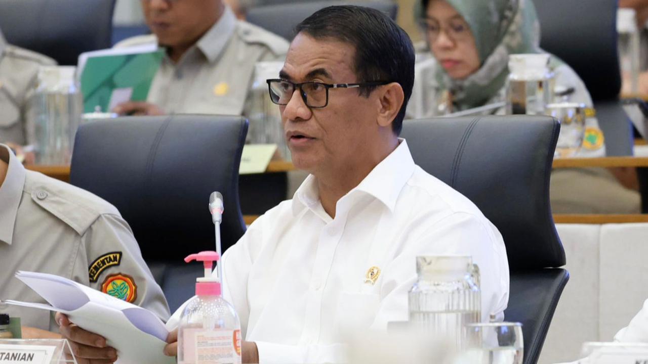 Mentan Tegaskan Tak Ada Kelangkaan Pupuk Subsidi di Kabupaten Karawang
