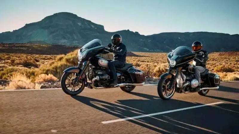 BMW R18 Transcontinental dan R18B Bagger