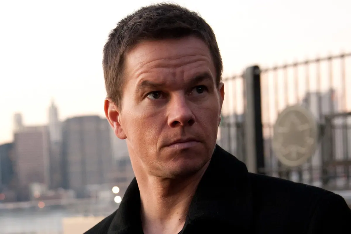 Mark Wahlberg Lebih Keren dari Shia LaBeouf di Transformers 4