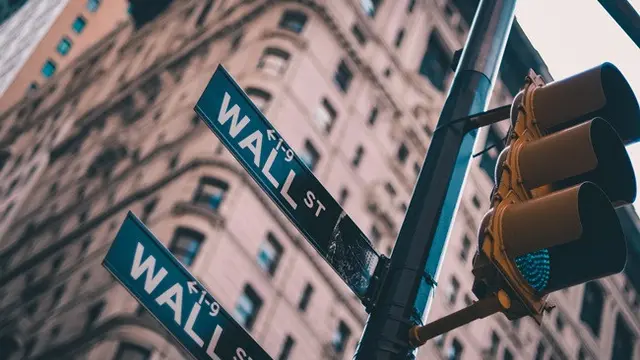 (Foto: Ilustrasi wall street. Dok Unsplash/lo lo)