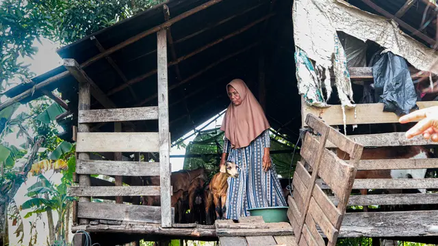 Kalsum, penerima manfaat Yayasan ASRI. (Liputan6.com/ Nadya Ajlina)