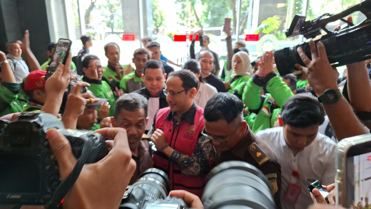 Minum Obat Pereda Nyeri, Nadiem Makarim Kembali Jalani Sidang Kasus Dugaan Korupsi Chromebook Hari Ini