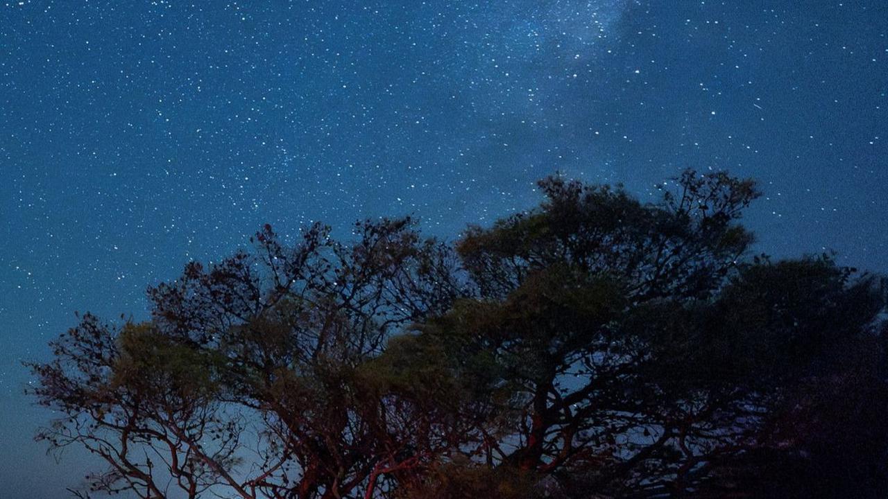 Seperti diketahui fenomena hujan meteor Perseid terjadi setiap tahun dan akan mencapai puncaknya pada 12 dan 13 Agustus 2023.