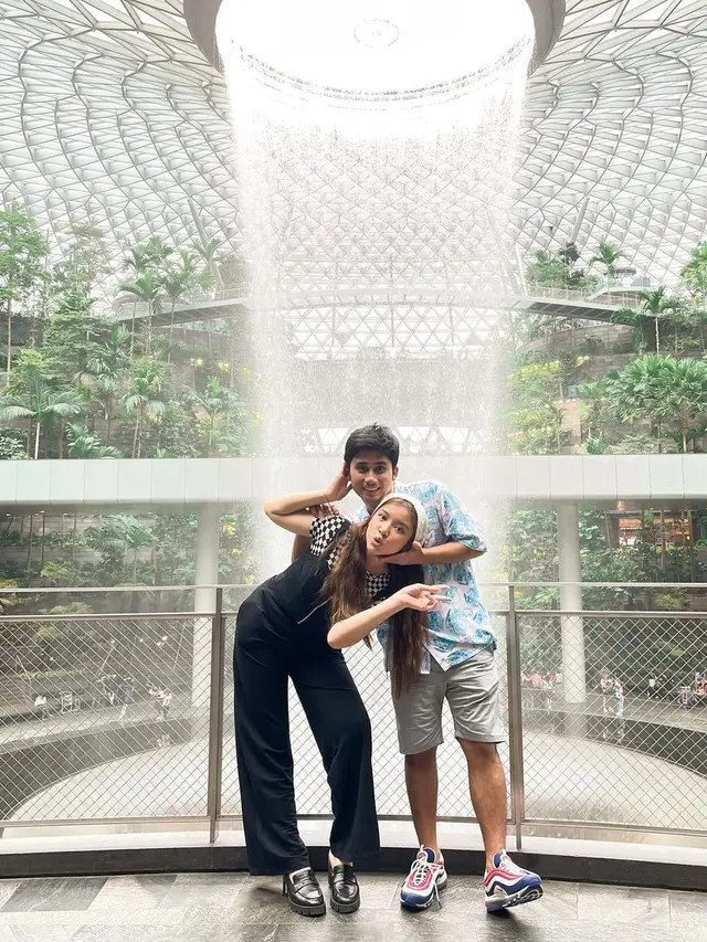 Liburan Alshad Ahmad dan Tiara Andini