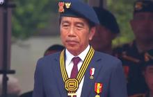 Jelang Pensiun, Jokowi Dapat Kado Istimewa dari Sang Anak Bikin Bahagia Seumur Hidup