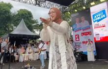 Potret Terbaru Nissa Sabyan Kembali Manggung Usai Heboh Kabar Pernikahan dengan Ayus, Disambut Antusias Penonton