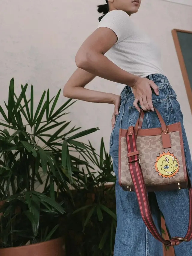 Koleksi Coach X Muklay