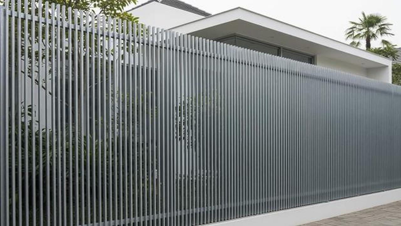 10 Inspirasi Pagar Rumah Anti Maling Berbahan Hollow Galvanis Kuat untuk Hunian Minimalis