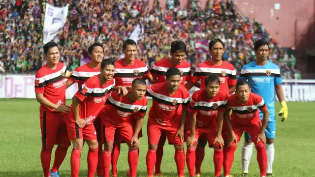 Trofeo Piala Pacitan FC