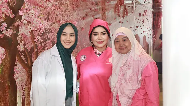 Oki Setiana Dewi, dr Deby Vinski dan Yunifah Lismawati (ist)