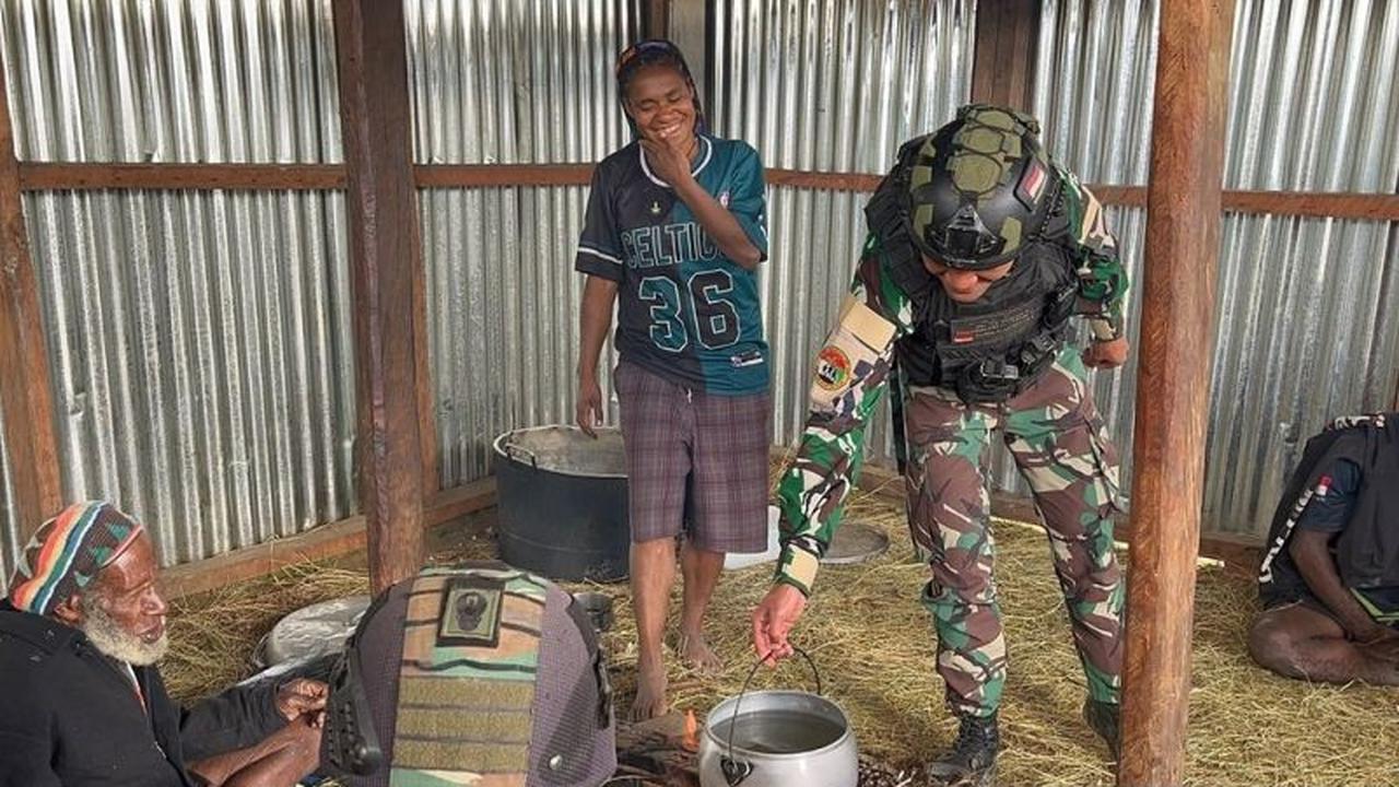 Satgas Yonif 511 Pererat Komunikasi dengan Tokoh Adat, Pastikan Keamanan Popome Terjaga