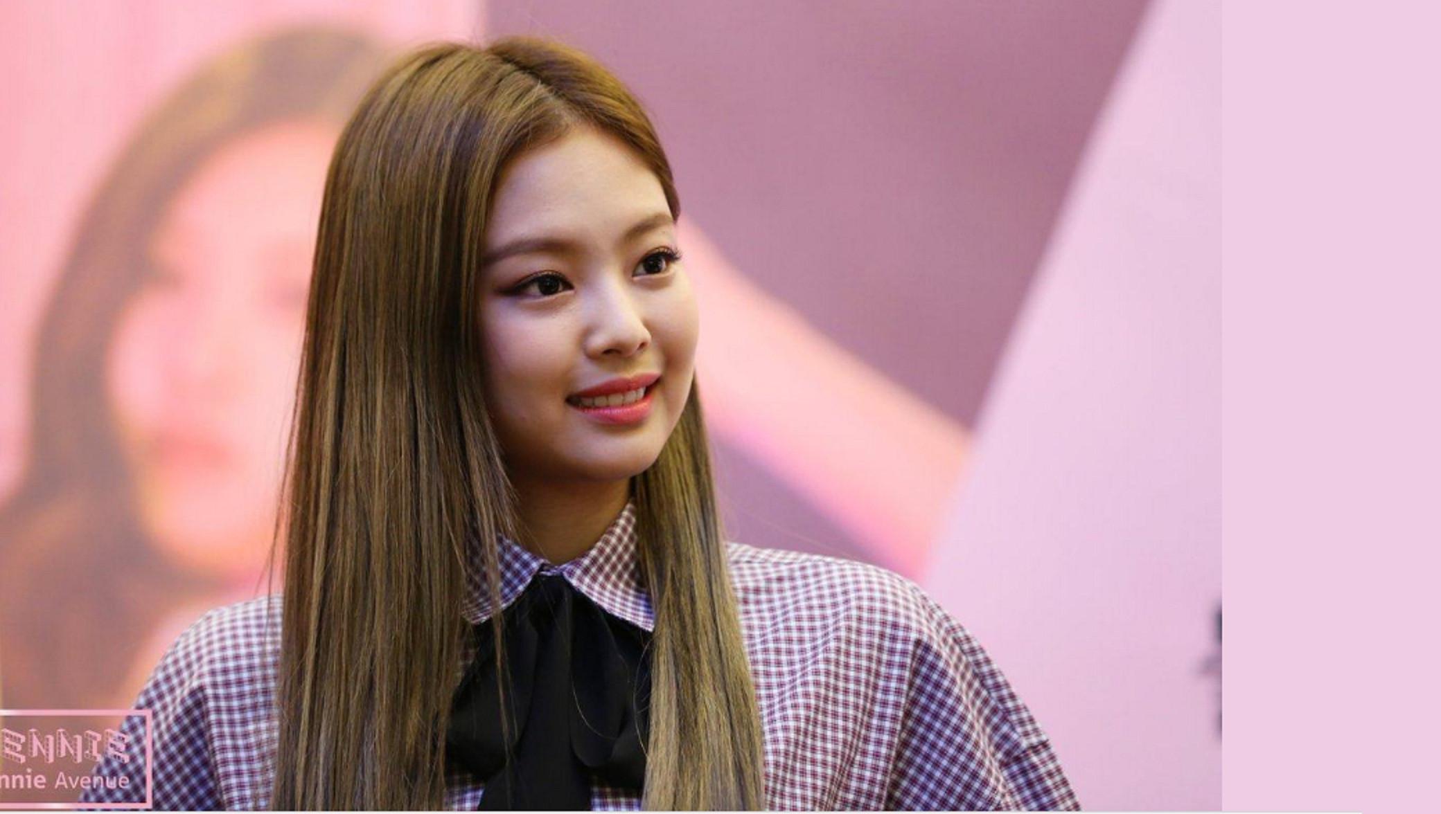 Jelang Ulang Tahun, Foto Jennie Blackpink Terpasang di New York - ShowBiz Liputan6.com