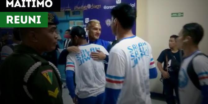 VIDEO: Cara Raphael Maitimo Melepas Kangen dengan Pemain Arema