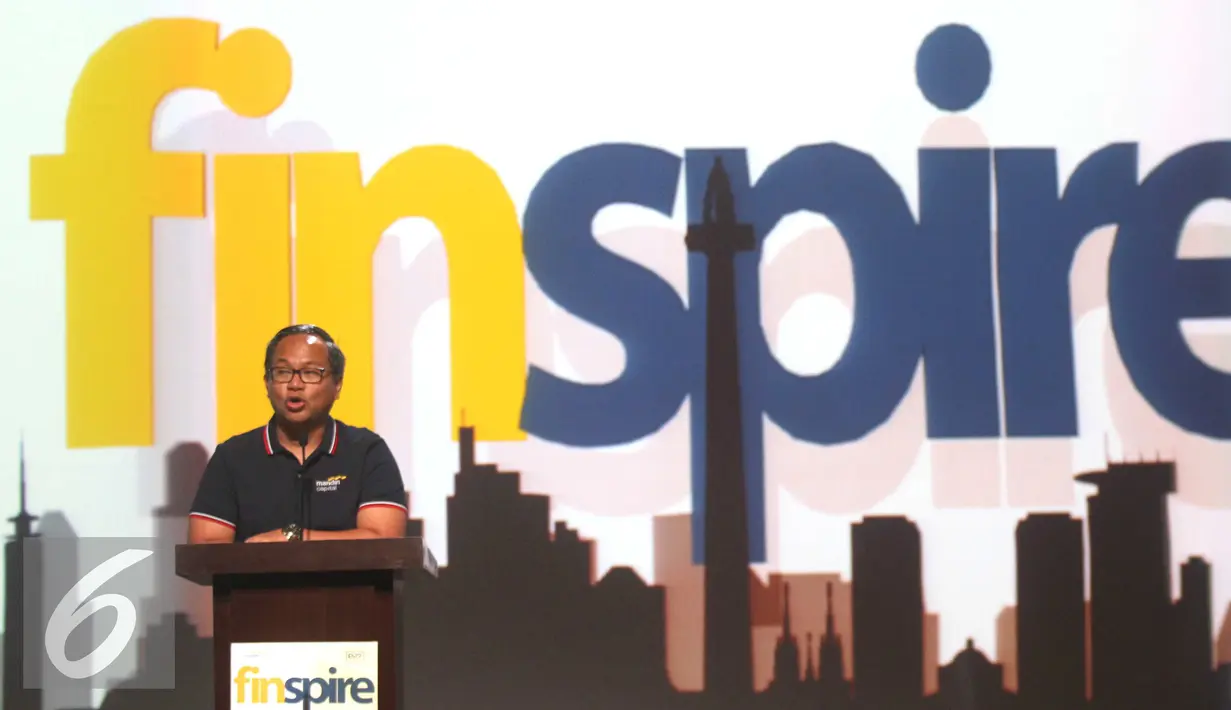 Direktur Utama Bank Mandiri Kartika Wirjoatmodjo memberi sambutan saat pegelaran Finspire di Jakarta, Rabu (9/11). Finspire merupakan event Mandiri Capital Indonesia yang bertujuan mendukung perkembangan Fintech di Indonesia. (Liputan6.com/Angga Yuniar)