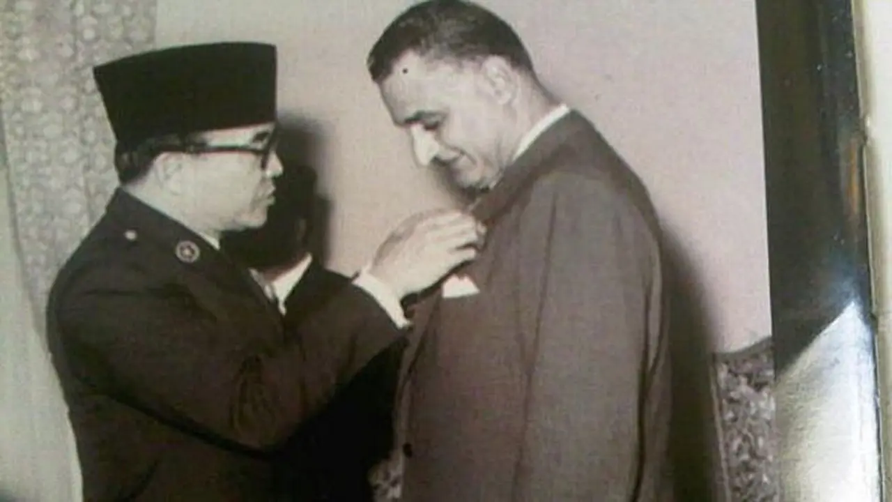 soekarno-gamal_abdul_nasser-131012b.jpg