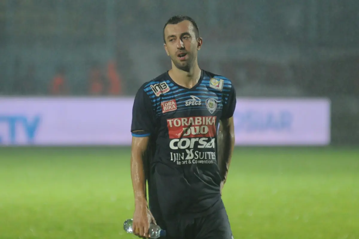 Arema Cronus