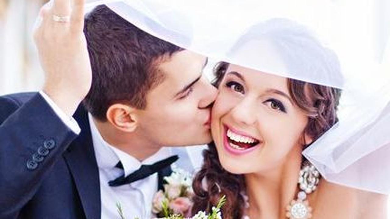 Ucapan Selamat Menikah untuk Orang Terdekat<br>