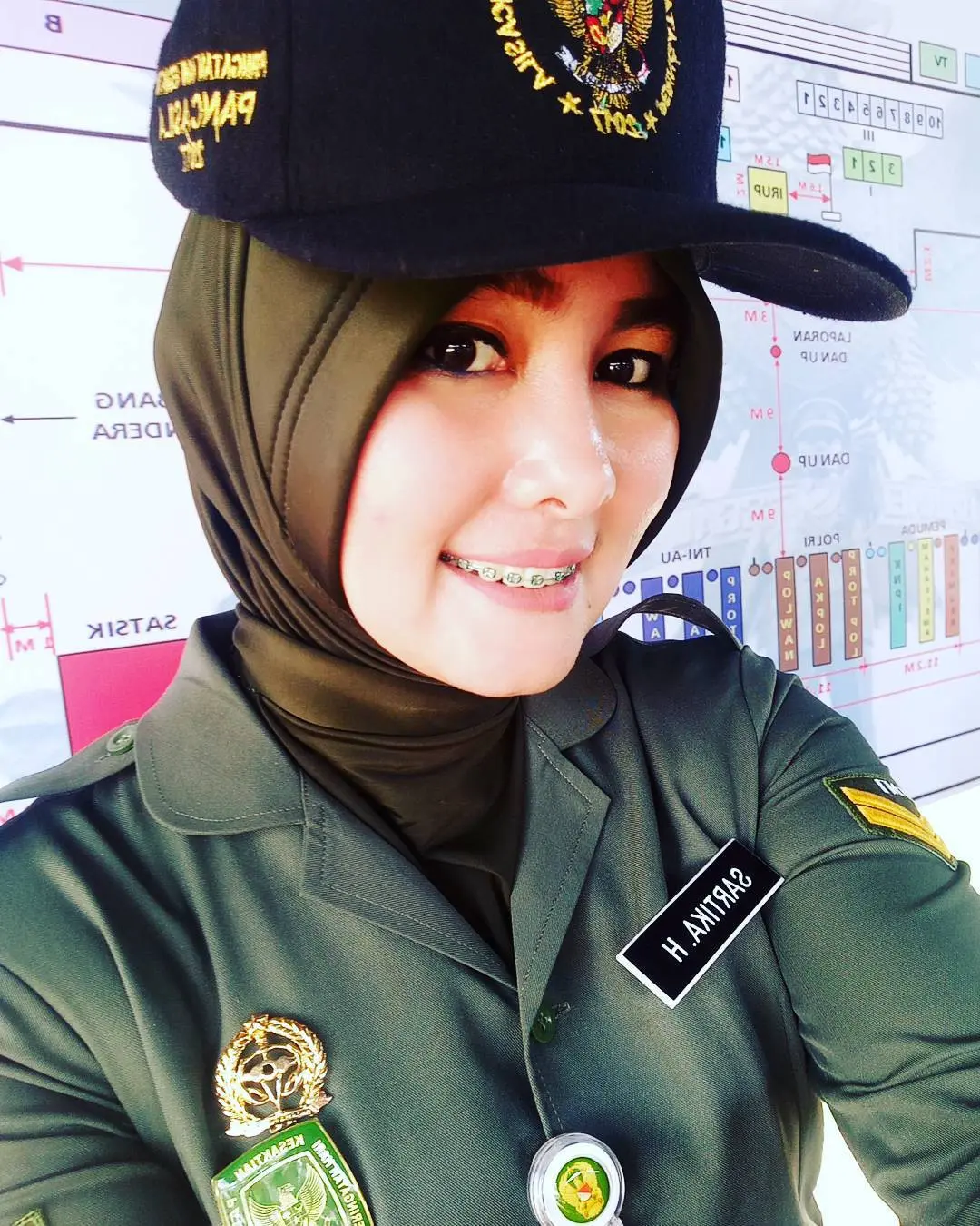 Anggota TNI Cantik (Sumber Foto: Instagram/santika.iika)