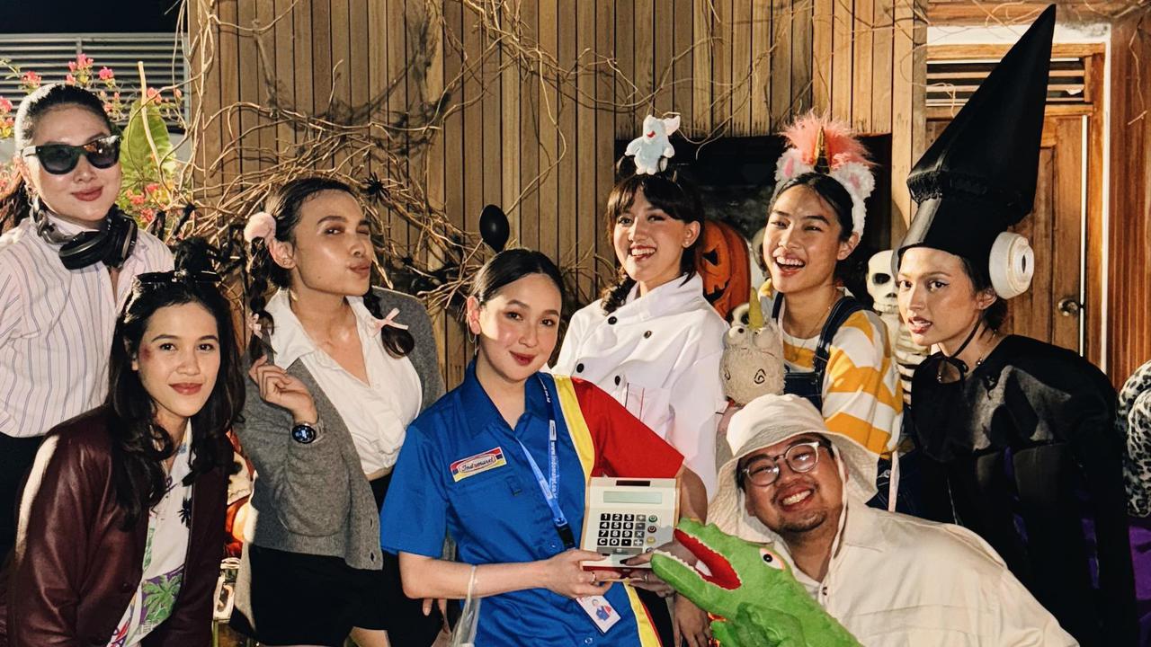 Momen Kocak Artis Muda Rayakan Halloween, Agatha Pricilla Pakai Kostum Kasir Mini Market hingga Sivia Azizah Jadi Daging Halal