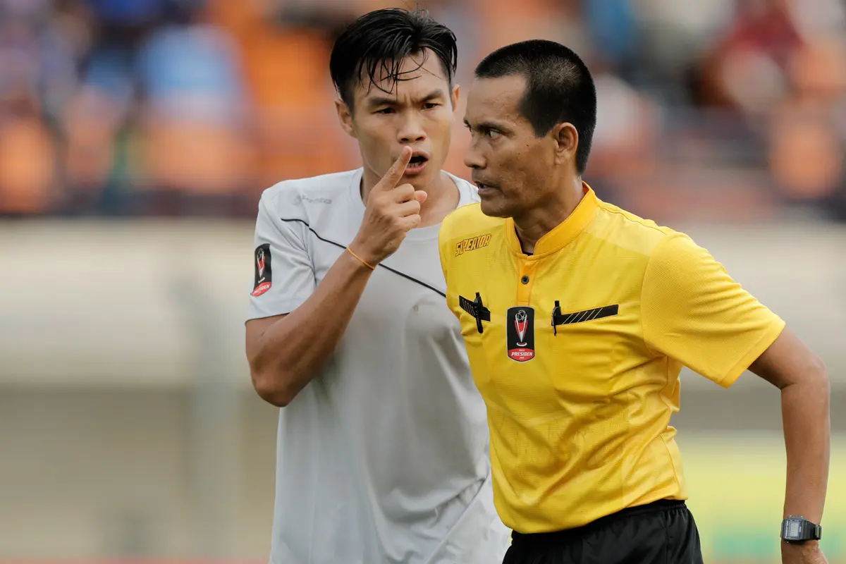 Juan Revi Persela Lamongan